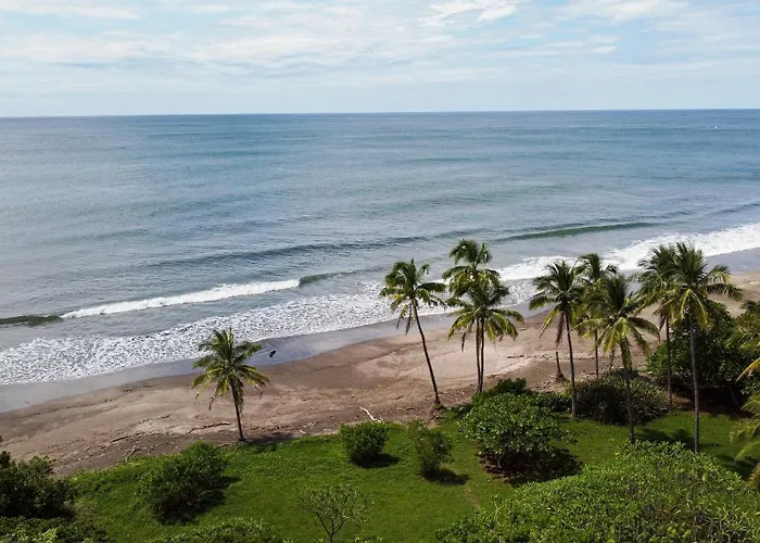 Tides Oceanfront Resort